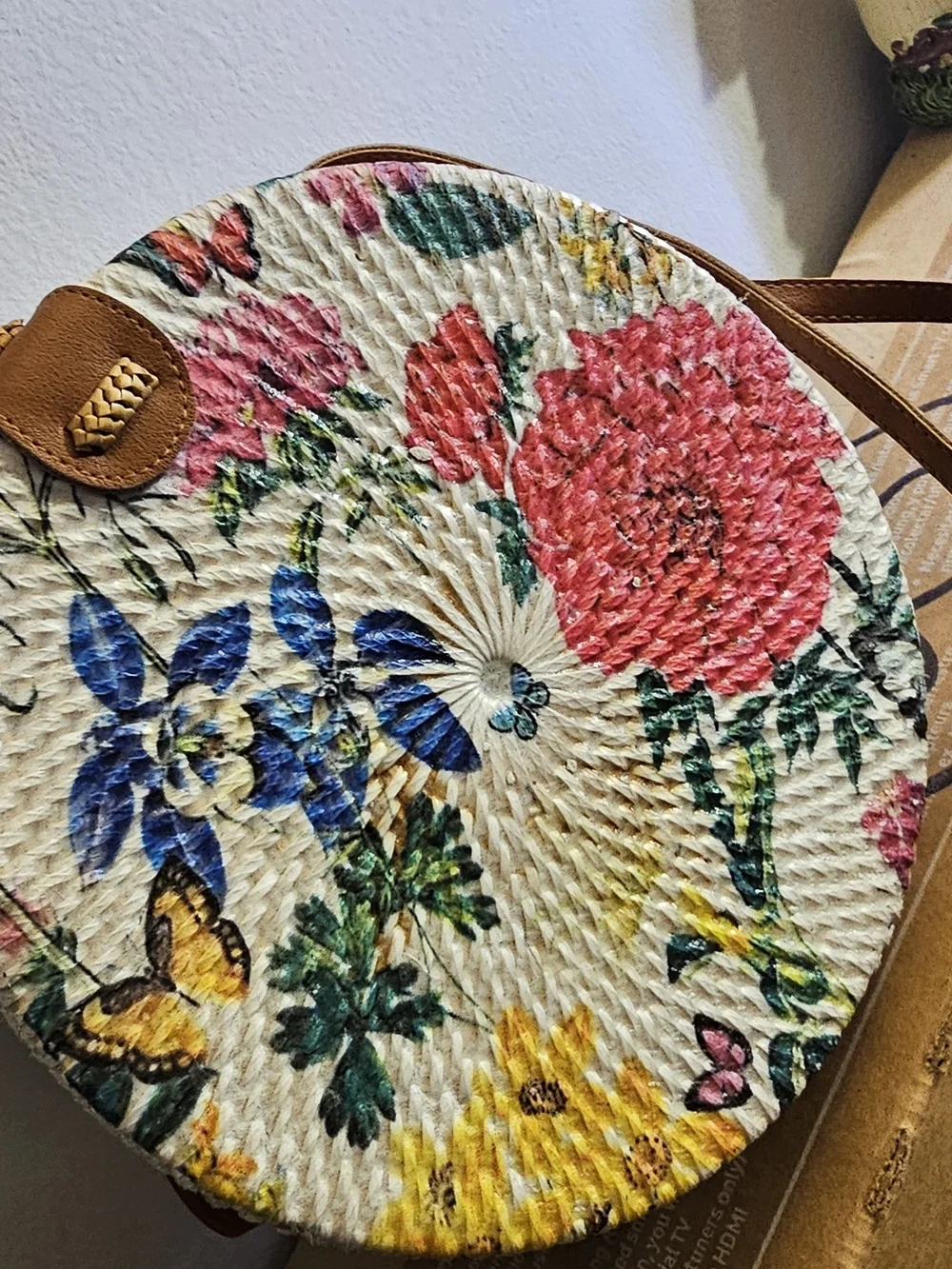 Floral Round Woven Crossbody Bag - Cream Pink Multi